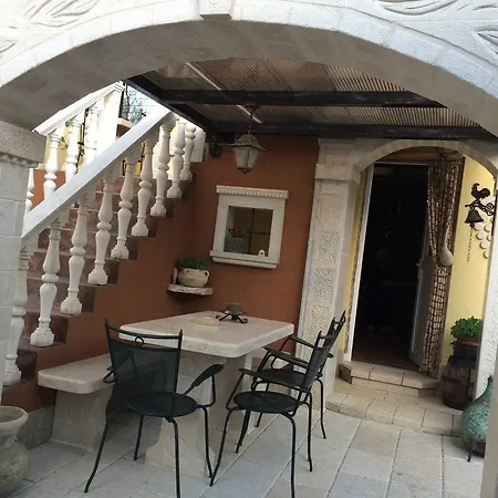 Barbara Apartment